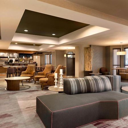 Courtyard By Marriott Bloomington Normal Hotel Exterior foto